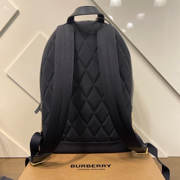 Brand New Burberry canvas check BackPack - Picture 2 of 3